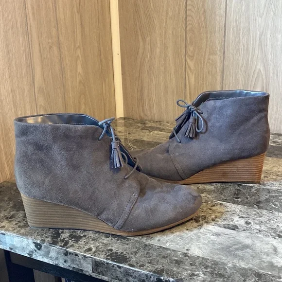 Dr. Scholl’s Wedges size 10M - Picture 2 of 4